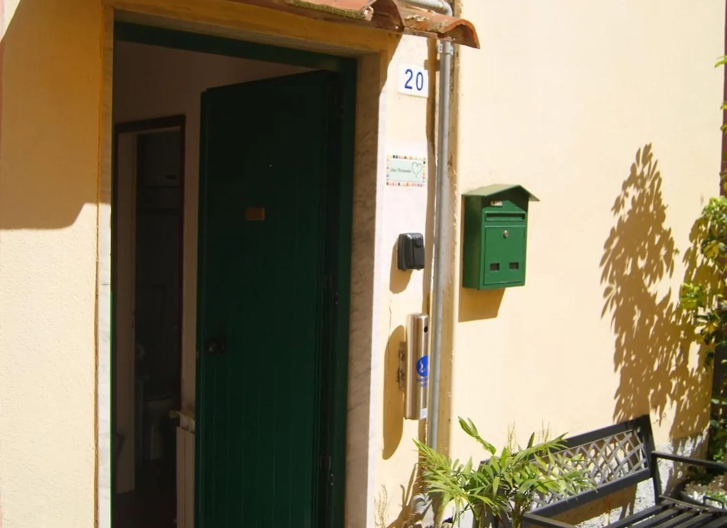 Chez Fernando Lerici Front Beach Free Parking